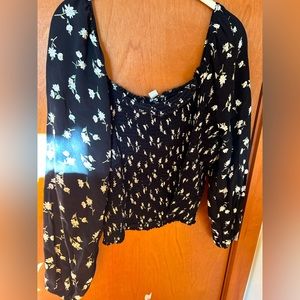 Cropped American Eagle top, black, floral